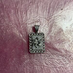 Elegant Silver Star Pendant